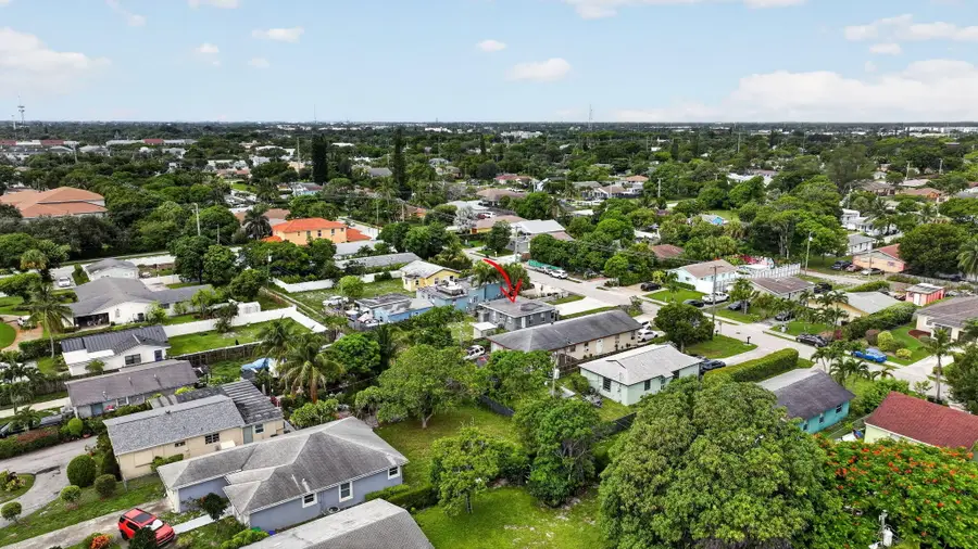 323 NW 4th Avenue, Delray Beach, FL 33444 - #2