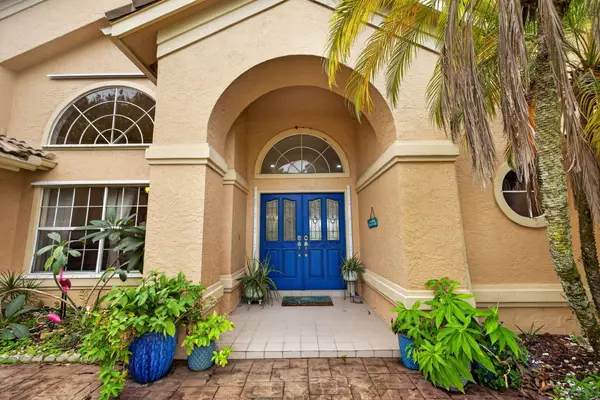 1306 SW Cottonwood Cove, Port St Lucie, FL 34986