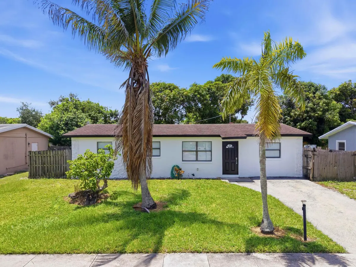 4862 Andros Drive, West Palm Beach, FL 33407 - #1