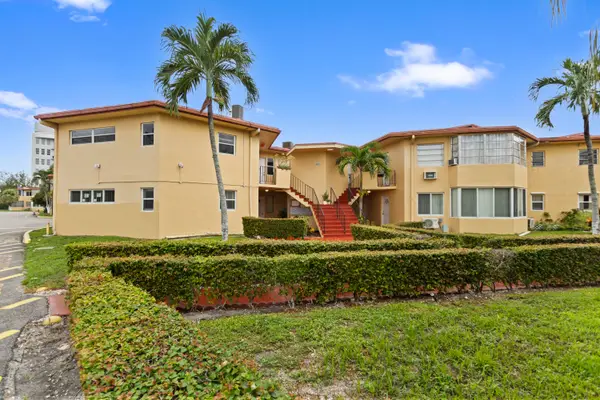18630 NE 18th Avenue #134, Miami, FL 33179