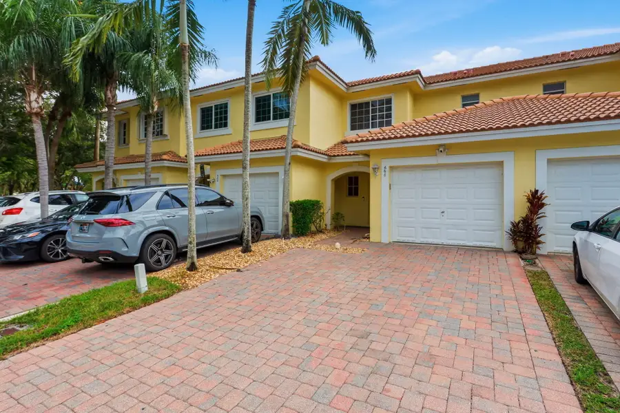 660 Imperial Lake Road, West Palm Beach, FL 33413 - #3