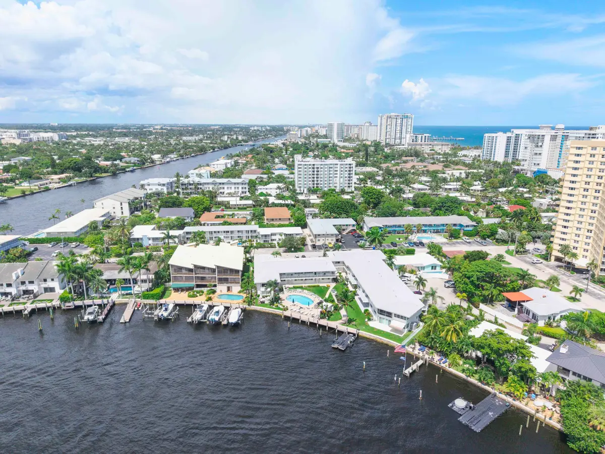 3216 SE 12th Street #10, Pompano Beach, FL 33062 - #1
