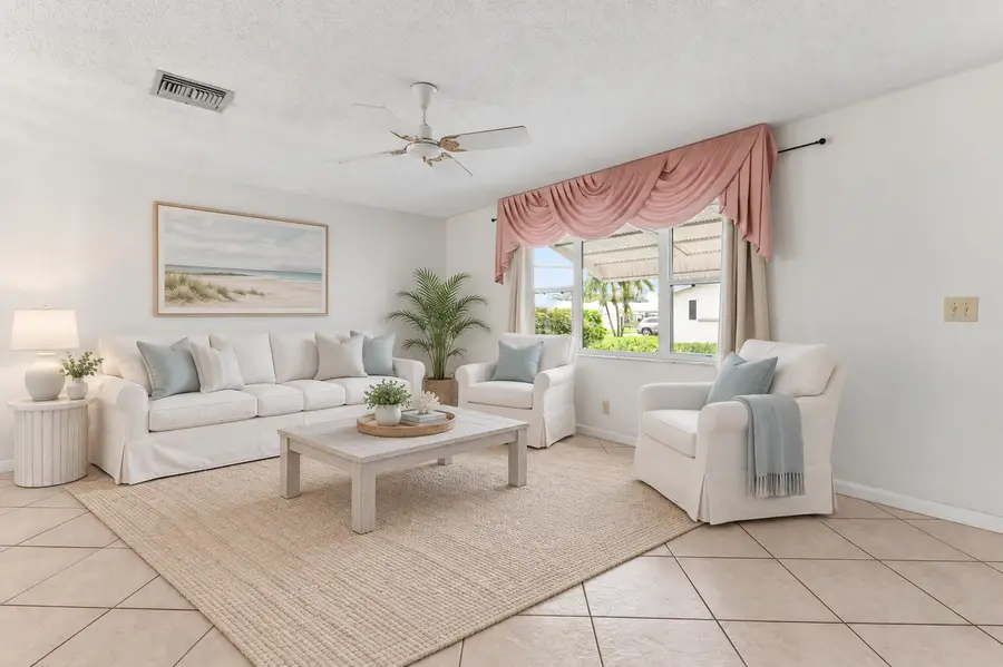 2070 SW 13th Terrace, Boynton Beach, FL 33426 - #2