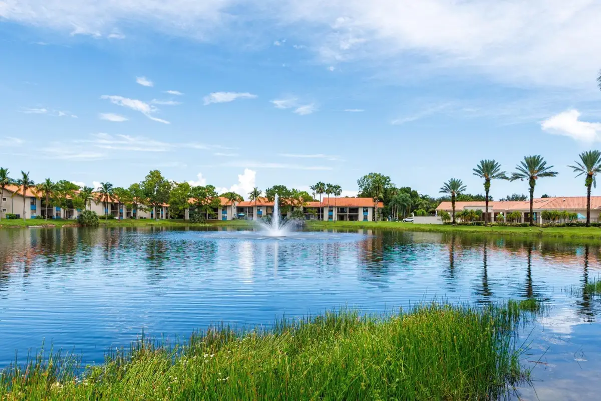 1524 Lake Crystal Drive #E, Royal Palm Beach, FL 33411 - #1