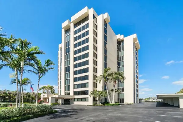 2220 S Ocean Boulevard #302, Delray Beach, FL 33483