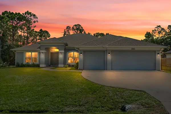 5863 NW Carovel Avenue, Port St Lucie, FL 34986