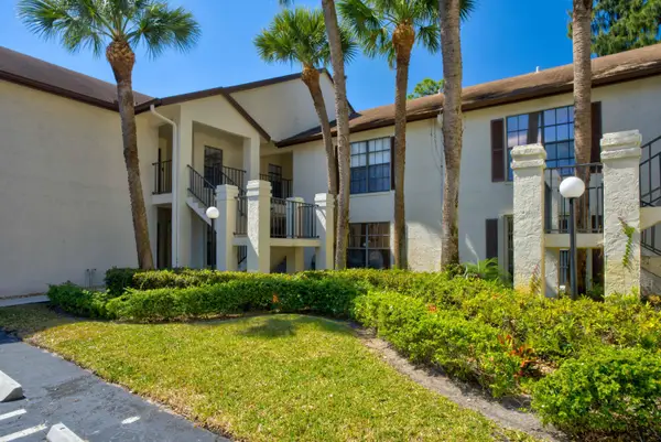 3237 Perimeter Drive #2512, Greenacres, FL 33467