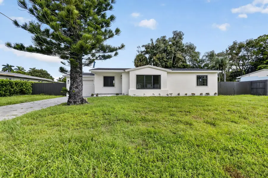 3185 Riddle Road, West Palm Beach, FL 33406 - #2
