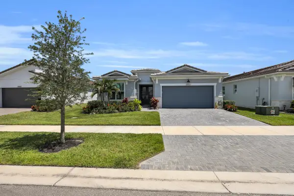 10057 SW Carnelian Street, Port St Lucie, FL 34987