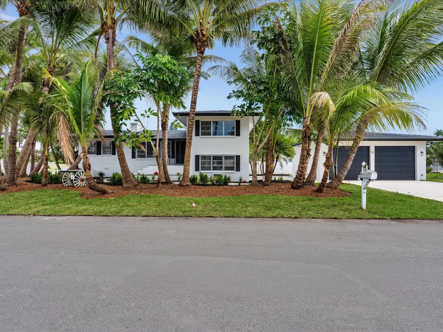702 S Riverside Drive, Pompano Beach, FL 33062 - #3