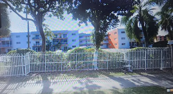 11311 SW 200th Street Sw #214-D, Miami, FL 33157