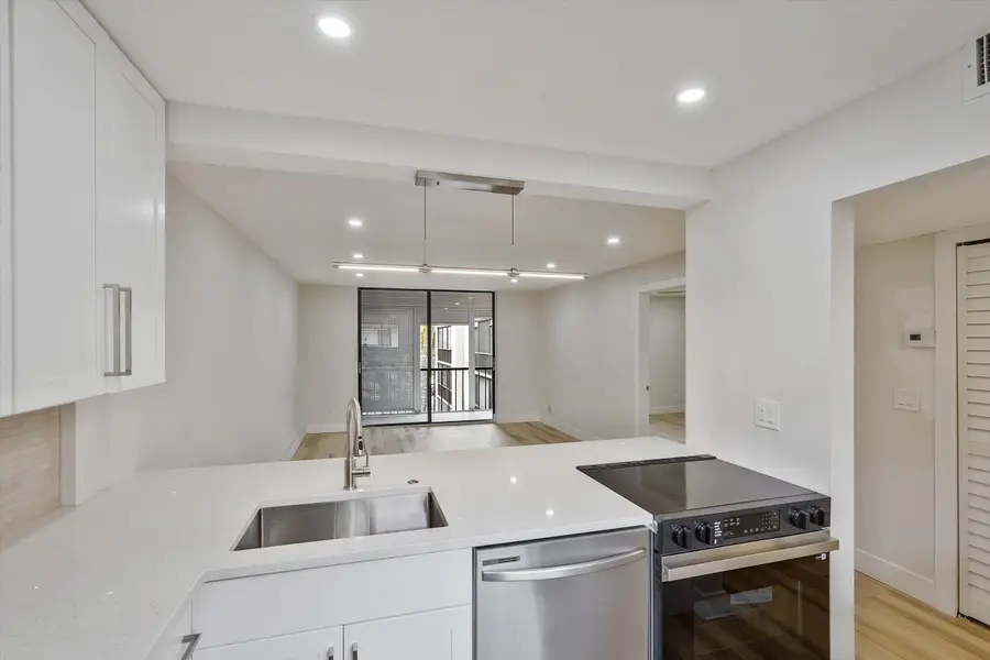 5220 Las Verdes Circle, Delray Beach, FL 33484 - #3