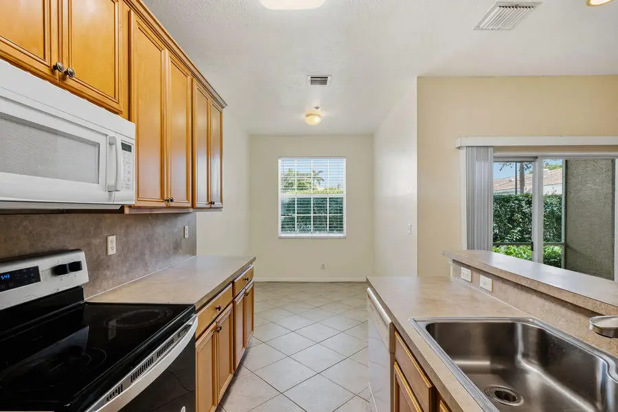 160 Village Boulevard #G, Tequesta, FL 33469 - #3