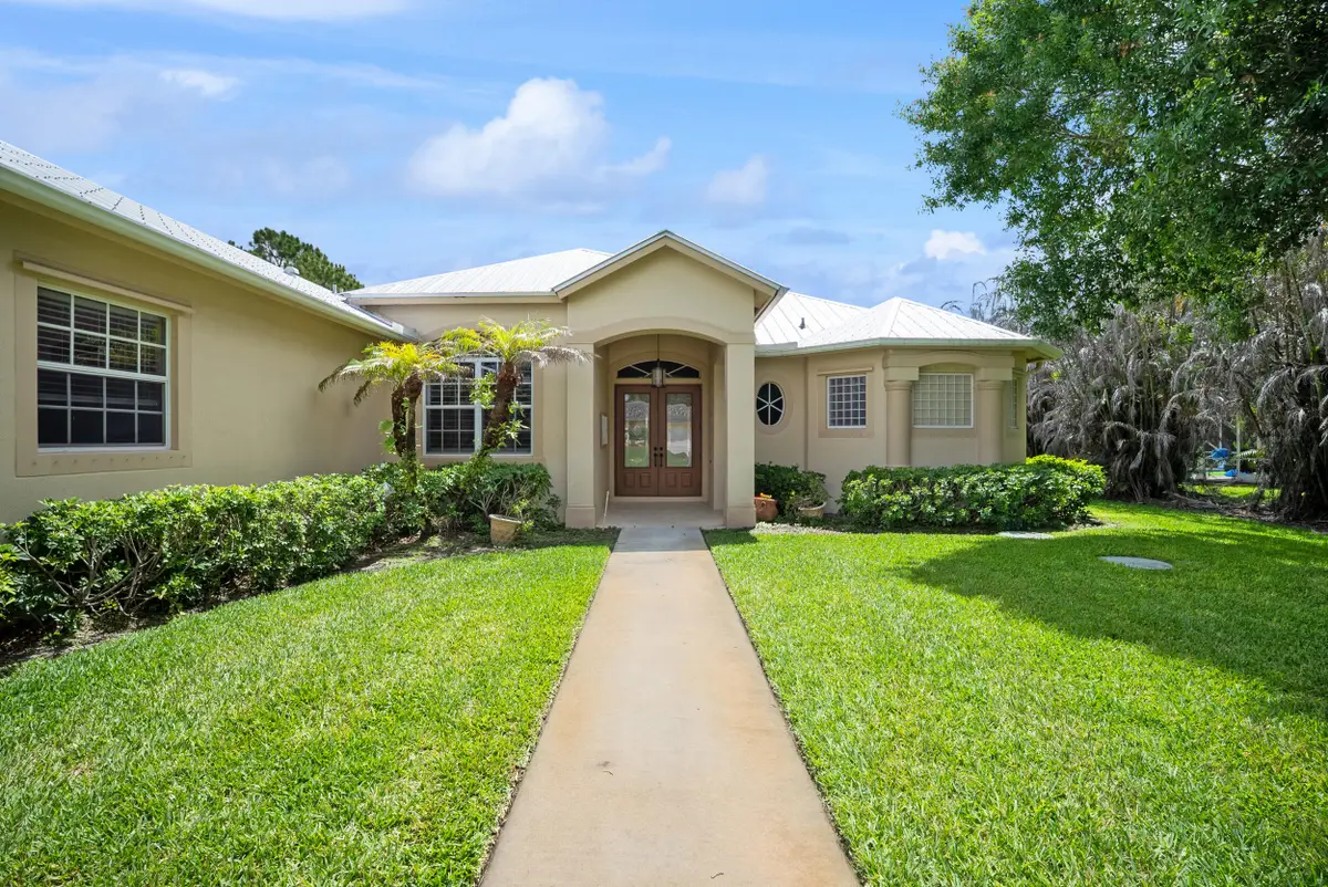 1106 SW Thoreau Court, Palm City, FL 34990 - #1