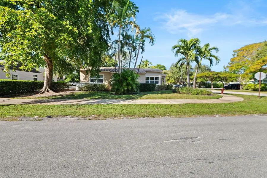 1901 SE 4th Avenue, Fort Lauderdale, FL 33316 - #3