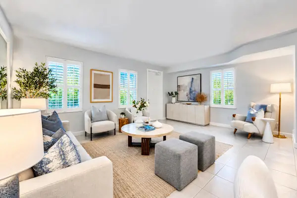 3049 E Community Drive, Jupiter, FL 33458