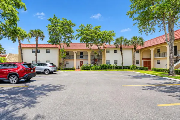 453 Lake Frances Drive, West Palm Beach, FL 33411