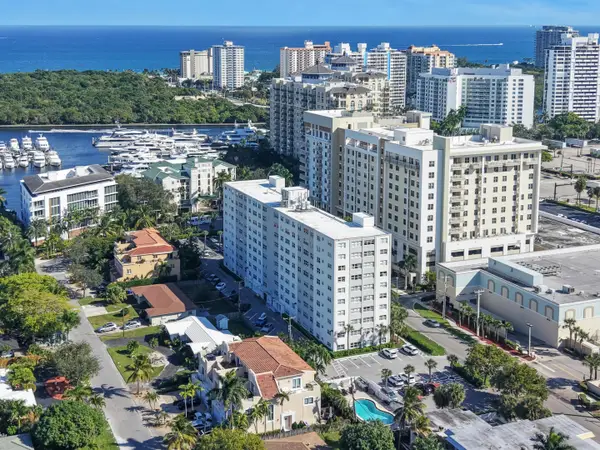 2555 NE 11th Street #804, Fort Lauderdale, FL 33304