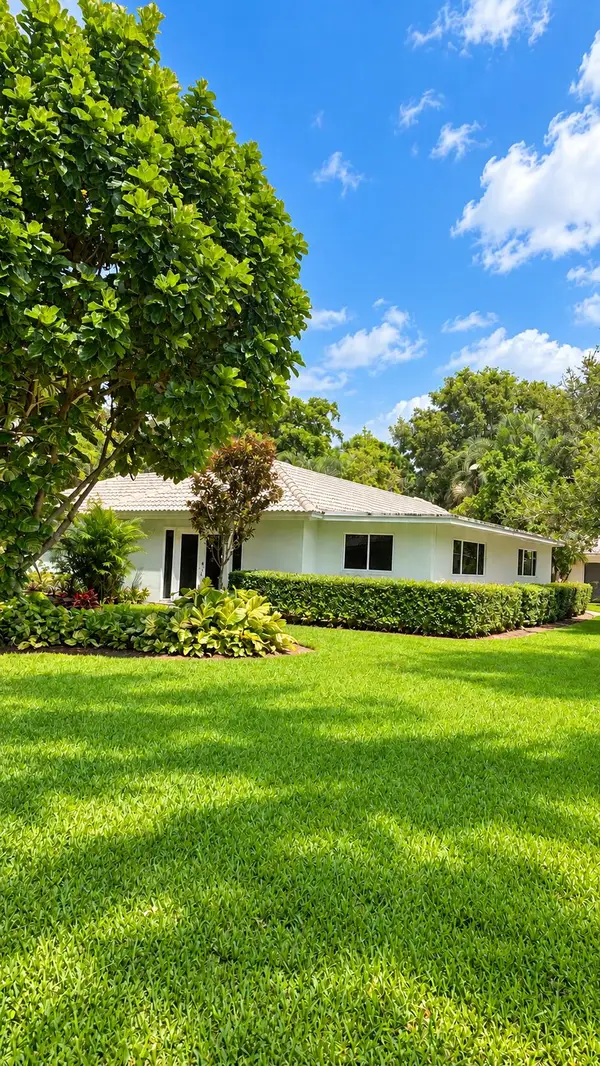 910 Cypress Grove Drive #V-69, Pompano Beach, FL 33069