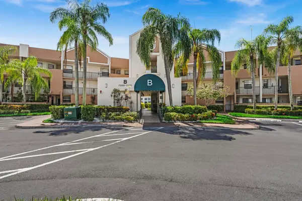 7216 Fairfax Drive #109, Tamarac, FL 33321