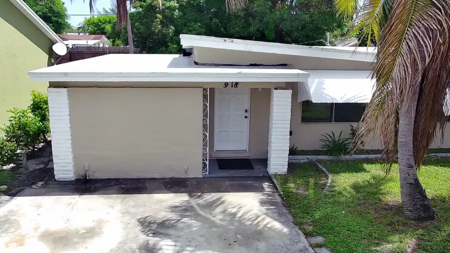 918 N C Street, Lake Worth Beach, FL 33460 - #2