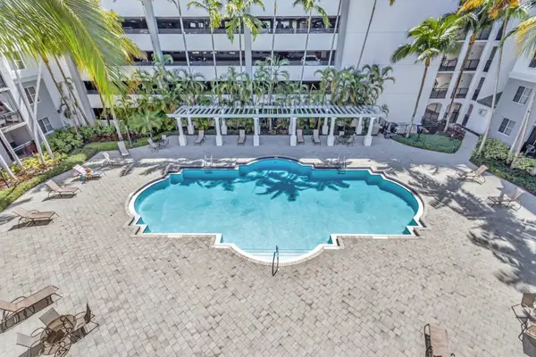 1690 Renaissance Commons Boulevard #1401, Boynton Beach, FL 33426