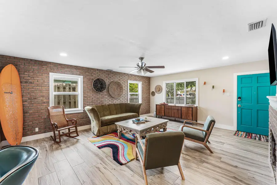 318 W Mango Street W, Lantana, FL 33462 - #3
