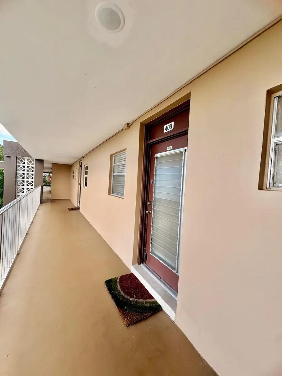 2901 NW 46th Avenue #405, Lauderdale Lakes, FL 33313 - #2