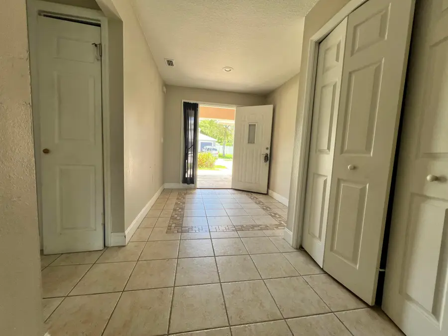 111 Shaddock Drive, Auburndale, FL 33823 - #2