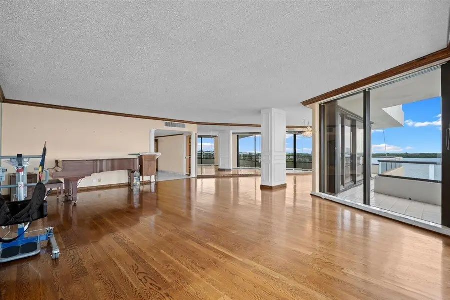 100 Lakeshore Drive #558, North Palm Beach, FL 33408 - #3