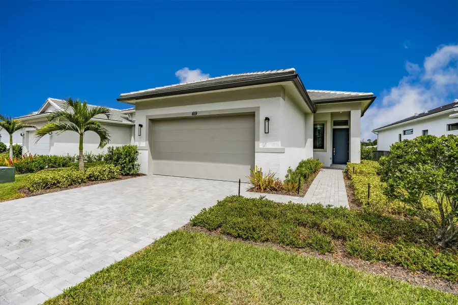 419 SE Via Sangro, Port Saint Lucie, FL 34952 - #2