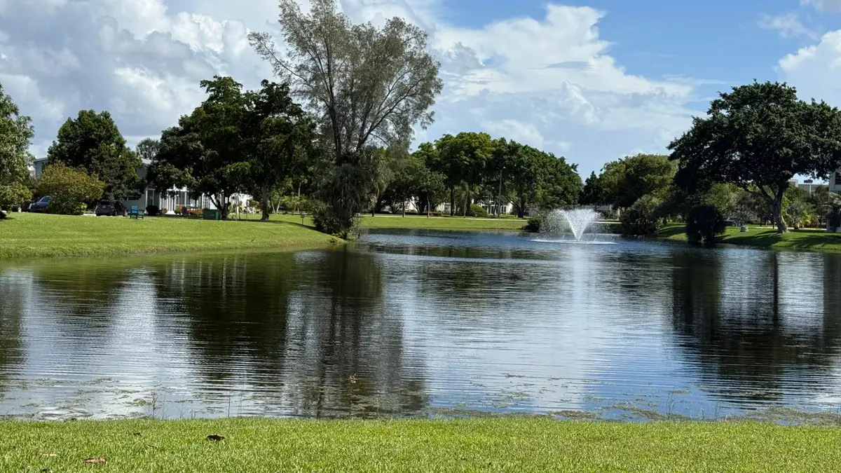 1034 Farnham O #1034, Deerfield Beach, FL 33442 - #1