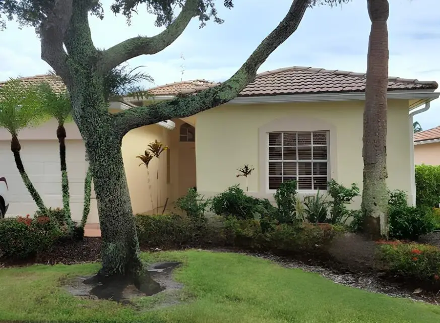 8600 Pine Cay, West Palm Beach, FL 33411 - #1