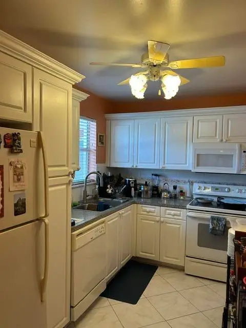 471 Lake Dora Drive, West Palm Beach, FL 33411 - #2