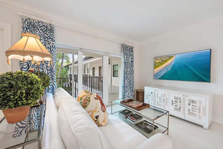 122 Peruvian Avenue #16, Palm Beach, FL 33480 - #2
