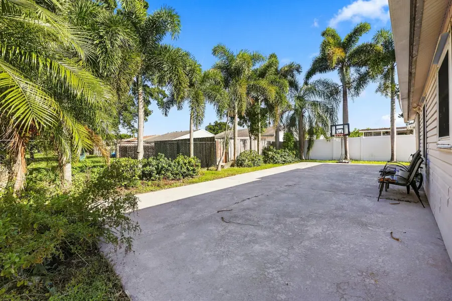 5215 W Canal Circle, Lake Worth, FL 33467 - #3