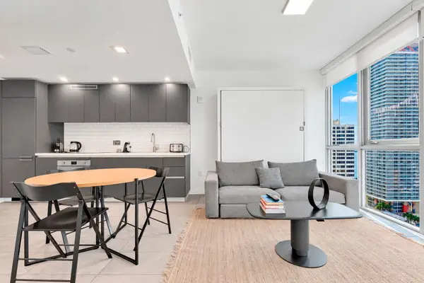 227 NE 2nd Street #2801, Miami, FL 33132