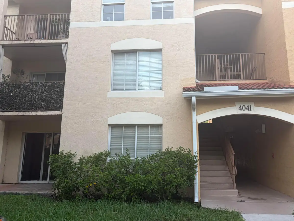 4041 San Marino Boulevard #105, West Palm Beach, FL 33409 - #1