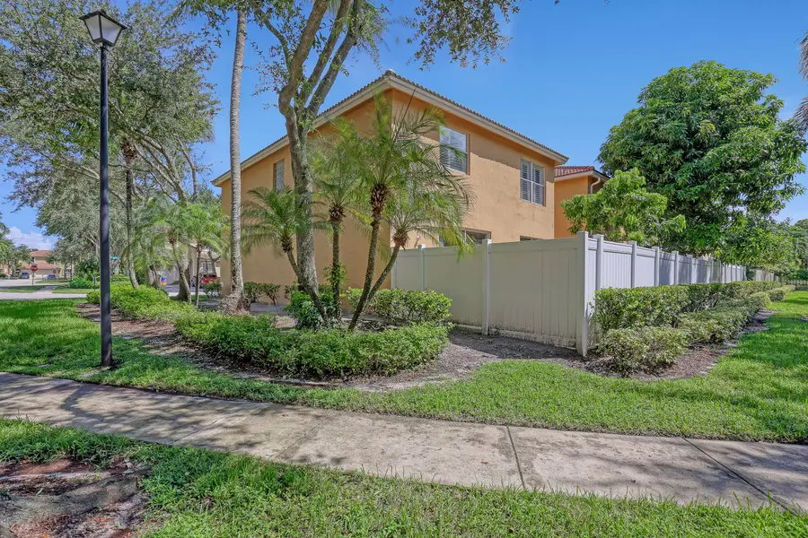 4493 Lake Tahoe Circle, West Palm Beach, FL 33409 - #3