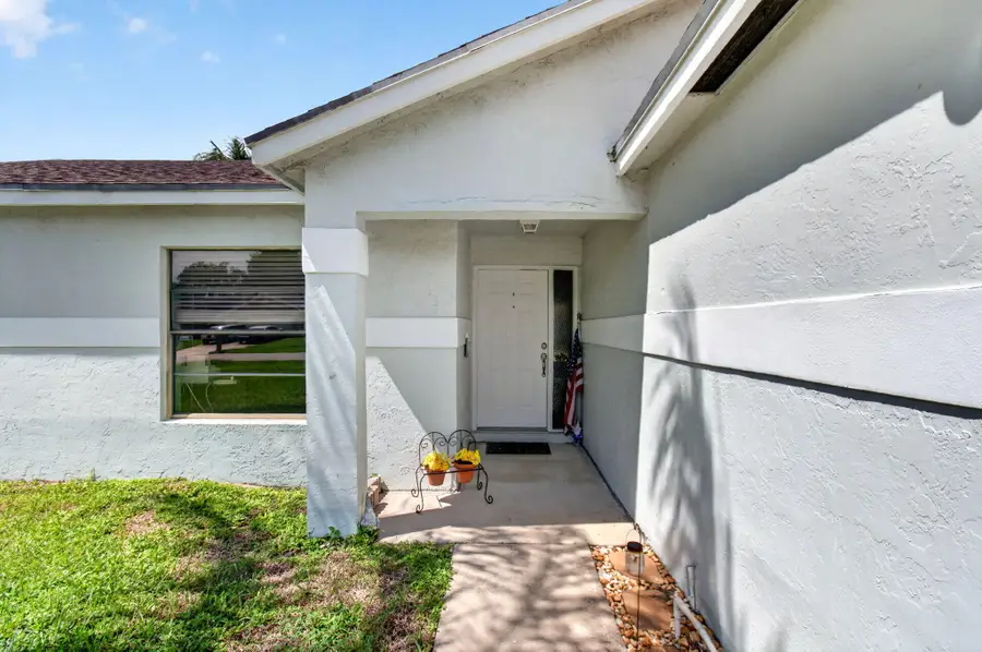 39 Cedar Circle, Boynton Beach, FL 33436 - #2