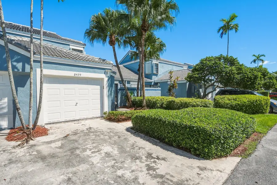 8429 Waterford Circle, Tamarac, FL 33321 - #2