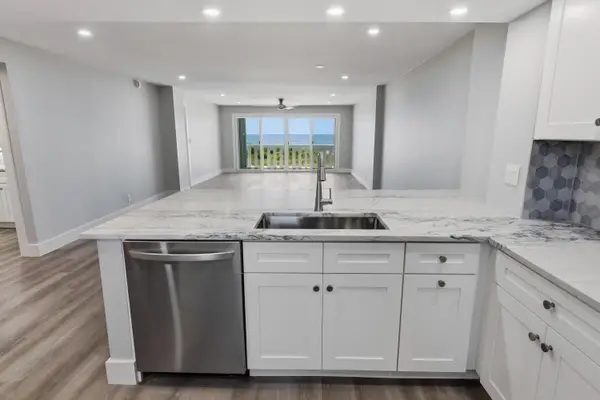 1012 N Ocean Boulevard #202, Pompano Beach, FL 33062