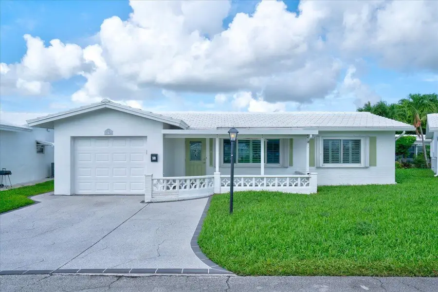2198 SW 12th Avenue, Boynton Beach, FL 33426 - #2
