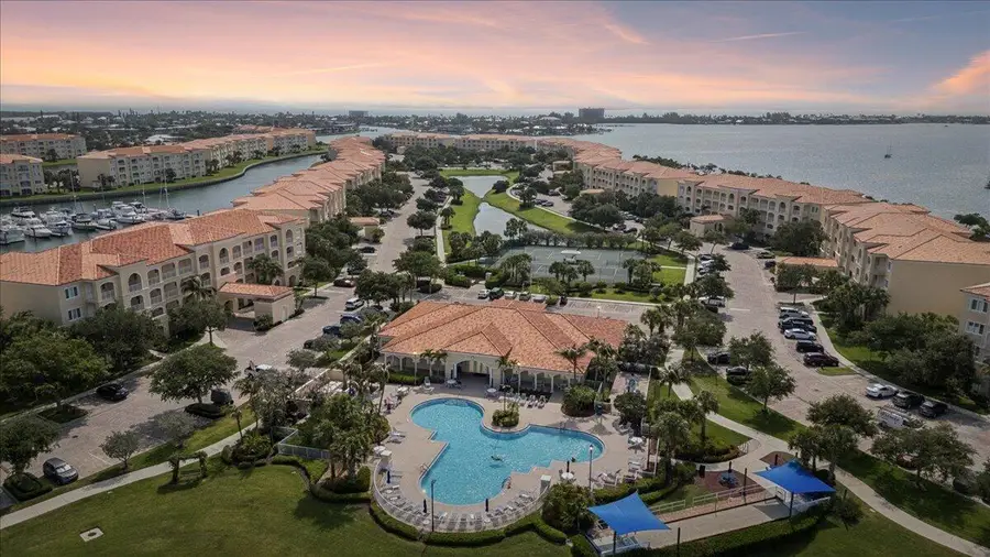 19 Harbour Isle Drive W #202, Fort Pierce, FL 34949 - #2