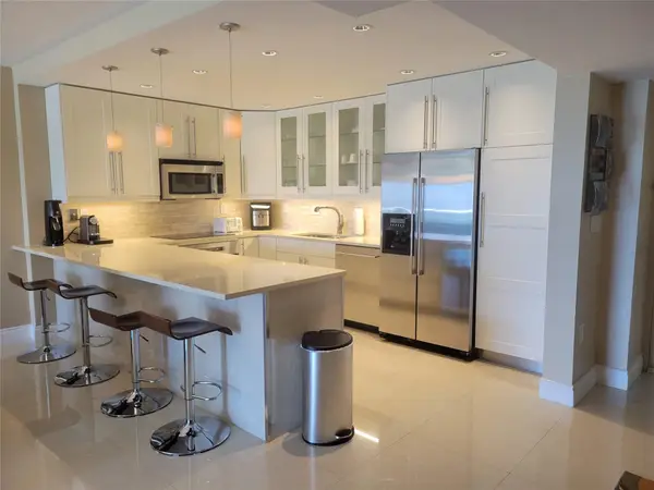 19370 Collins Avenue #1218, Sunny Isles Beach, FL 33160