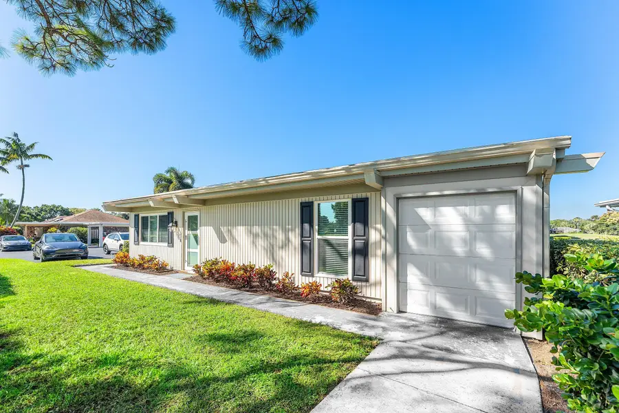 13731 Eastpointe Way, Palm Beach Gardens, FL 33418 - #3