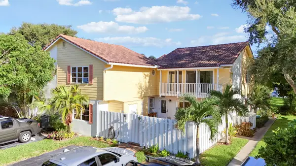 232 Seabreeze Circle, Jupiter, FL 33477