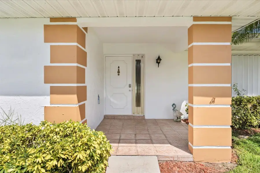 1218 S Lakes End Drive #Apt a, Fort Pierce, FL 34982 - #3