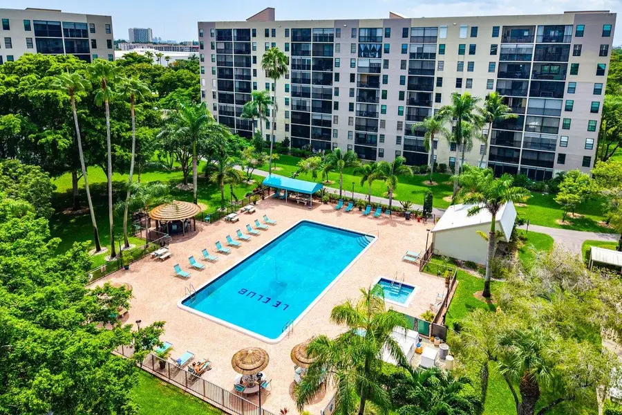 2205 S Cypress Bend Drive #103, Pompano Beach, FL 33069 - #2