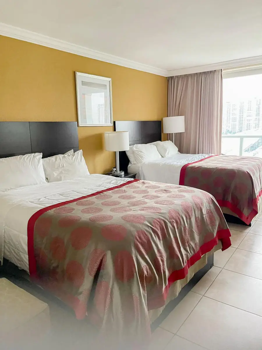 19201 Collins Avenue #1034, Sunny Isles Beach, FL 33160 - #2